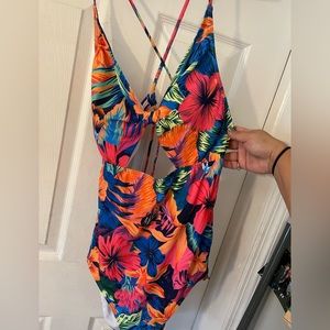 Bathing suit- never worn